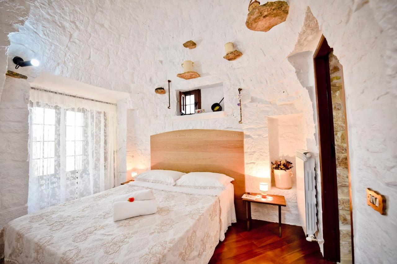 I Cinque Trulli With Swimming Pool Βίλα Μαρτίνα Φράνκα Εξωτερικό φωτογραφία