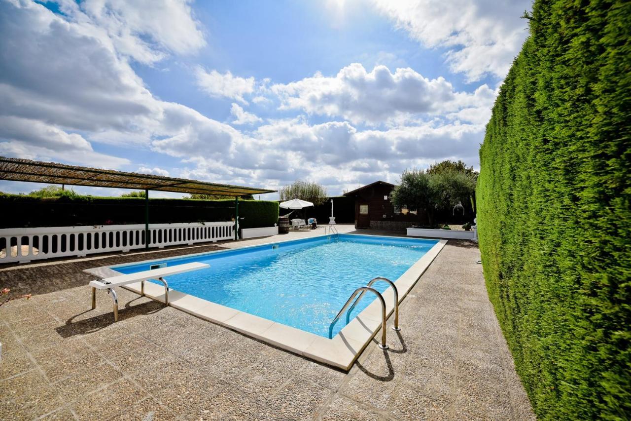 I Cinque Trulli With Swimming Pool Βίλα Μαρτίνα Φράνκα Εξωτερικό φωτογραφία