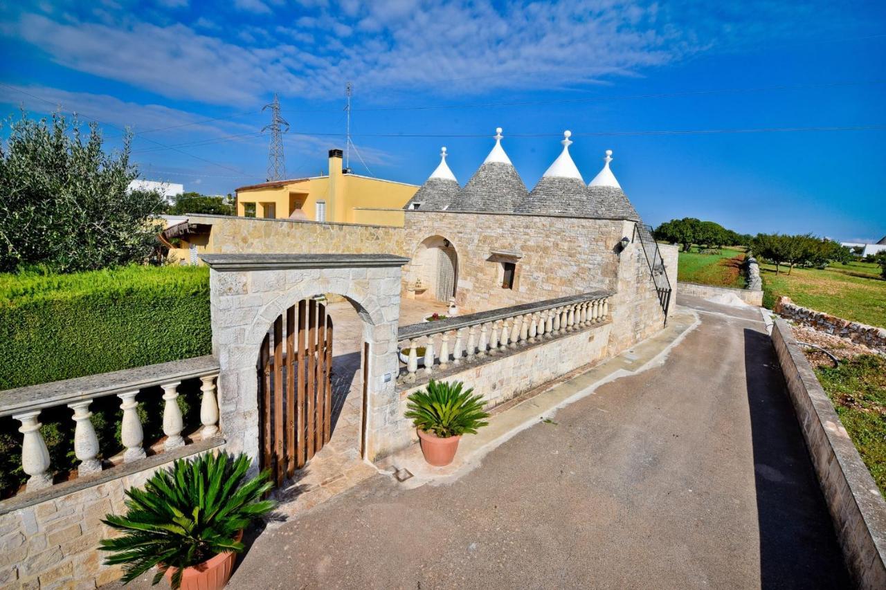 I Cinque Trulli With Swimming Pool Βίλα Μαρτίνα Φράνκα Εξωτερικό φωτογραφία